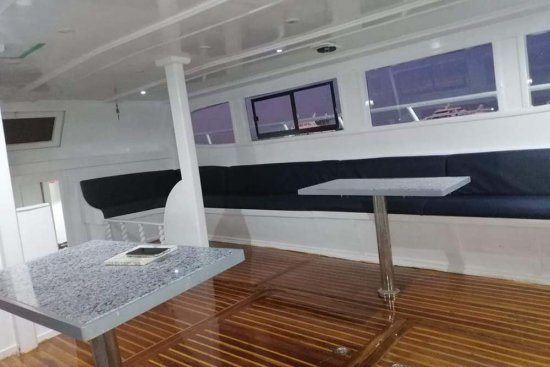 lomadivingkhaolak_03boat.jpg