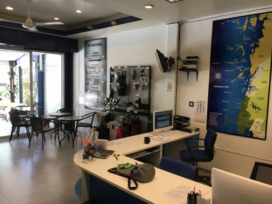 lomadivingkhaolak_lomadivingadventuremvbavariaofficelomadivingadventureinside2.jpg