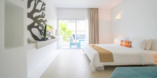 lomadivingkhaolak_lomadivingkhaolakocean-breeze-resort-deluxeroom.jpg
